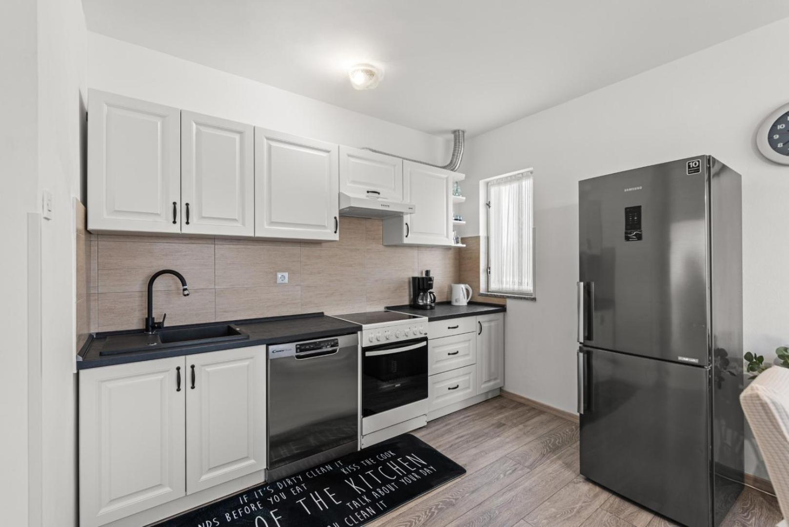 Apartment Marchela Nova Vas  ภายนอก รูปภาพ